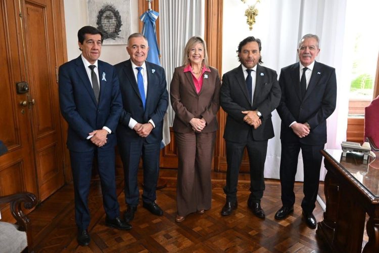 El gobernador Elías Suárez destacó el trabajo articulado para la lucha contra el narcotráfico en el NOA