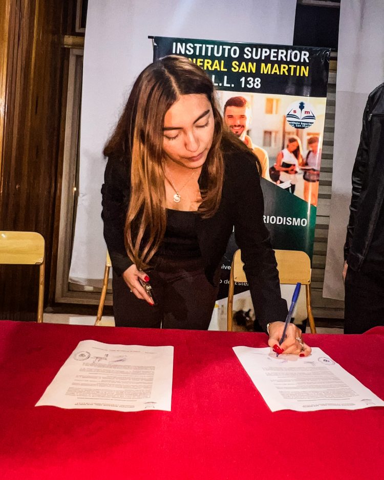 Más oportunidades para futuros periodistas: nuevo convenio entre Info del Estero y el Instituto Superior General San Martín