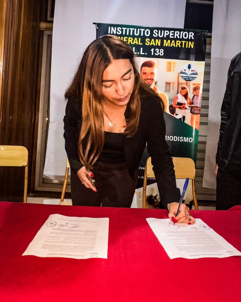 Más oportunidades para futuros periodistas: nuevo convenio entre Info del Estero y el Instituto Superior General San Martín