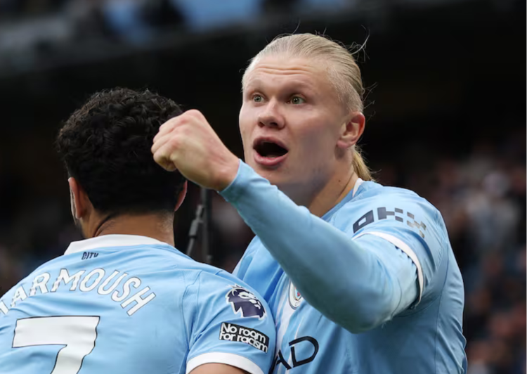 Manchester City goleó a Brentford y no le pierde pisada al Arsenal