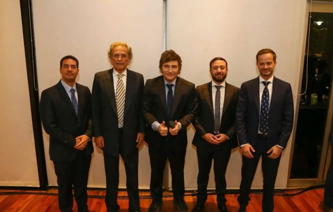 La fundación de Agustín Laje, el intelectual cercano a Milei experimentó un meteórico crecimiento patrimonial en apenas un año