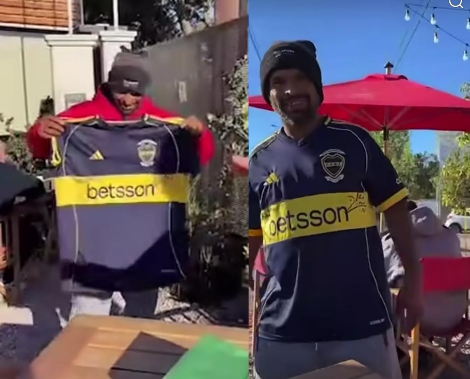 Hermoso y ¿errado gesto?: Esteban recibió de regalo una camiseta de Boca con firmas de Zeballos y Paredes