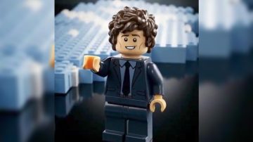 Milei se autofelicitó por el Día del Trabajador con un video en el que está representado como Lego