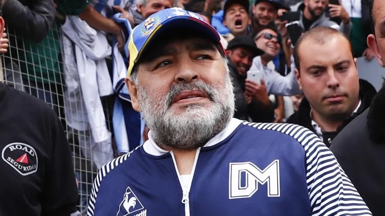 Según la autopsia, Maradona presentaba “cirrosis hepática” y tenía un “edema” en el cerebro