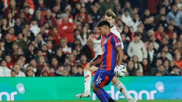 EN VIVO: San Lorenzo vuelve a pegar y le gana 2 a 1 a River en el alargue con uno menos