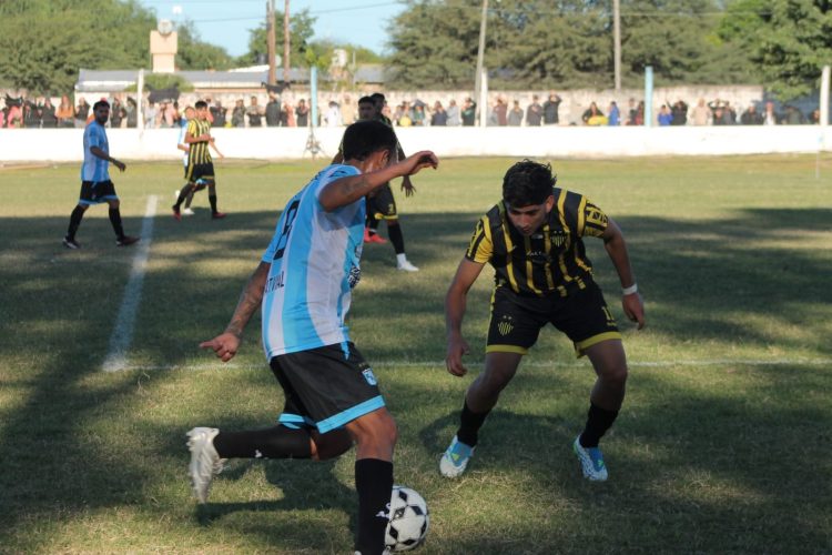 Sportivo e Independiente quedaron a mano en el clásico de Fernández