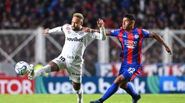 San Lorenzo y una dura visita al Santos en Brasil: formaciones y cómo ver en vivo