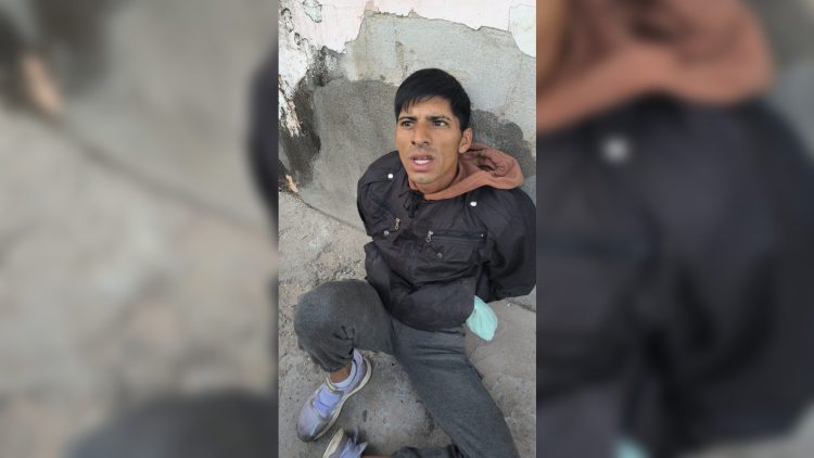 Lo sorprendieron dentro de una vivienda con un machete y quedó demorado