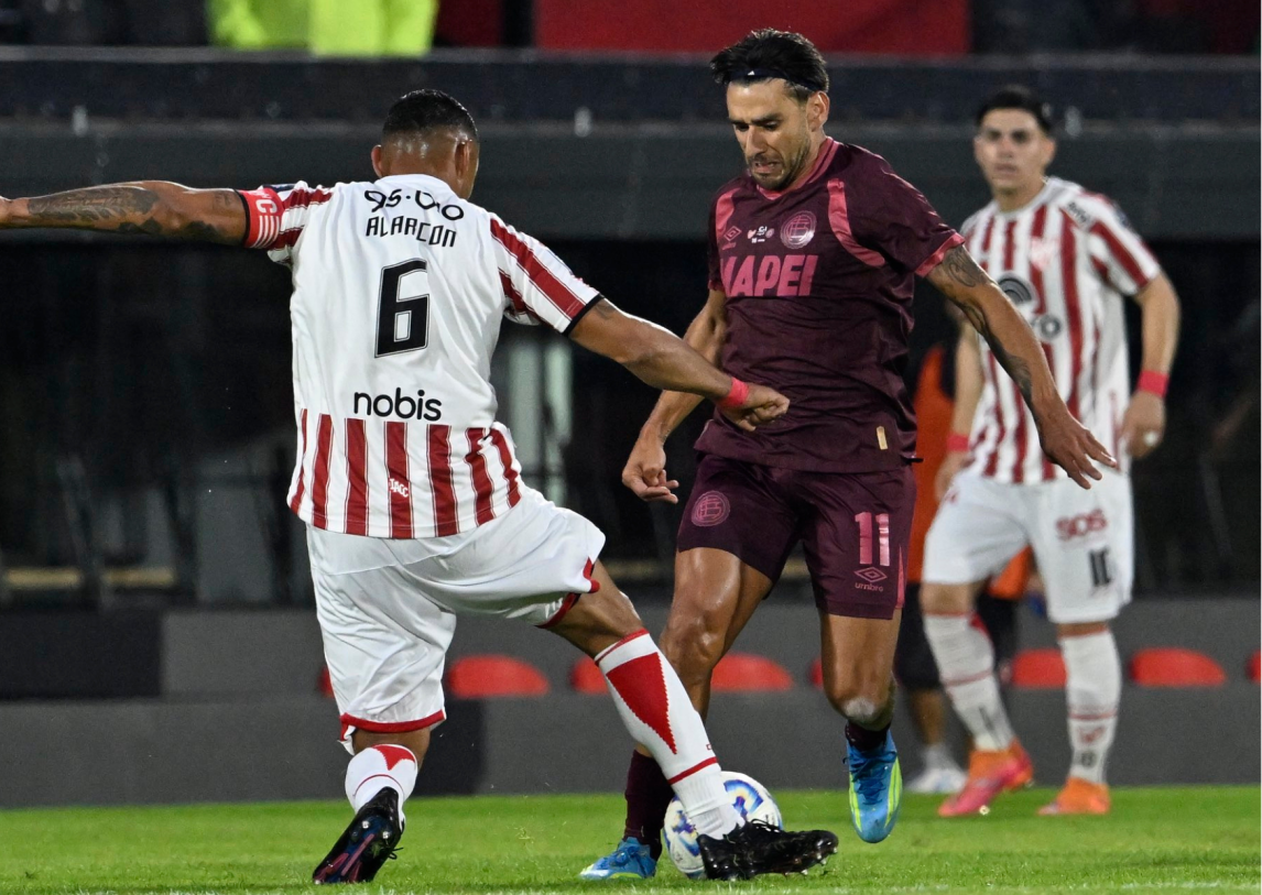 Instituto lo ganó sobre la hora ante Lanús y avanzó a los octavos de final de la Copa Argentina