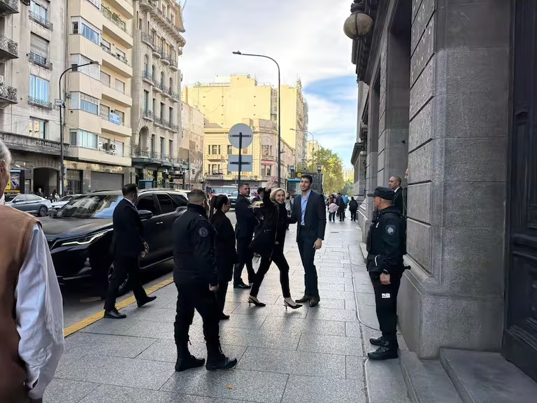 Karina Milei se reunió con Martín Menem y Diputados en medio de la crisis de Adorni