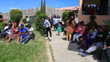 Tragedia en Kenia: un incendio en un internado dejó al menos 16 alumnas muertas y decenas de heridas