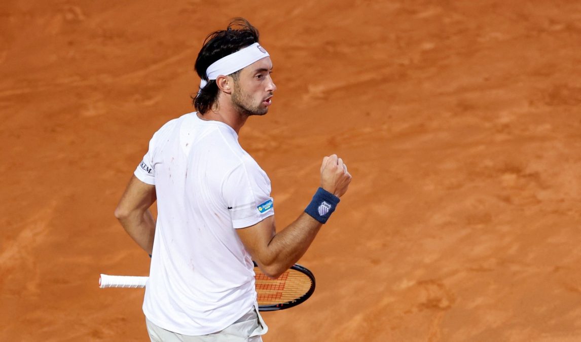 Thiago Tirante dio el golpe en Roma y avanzó a octavos de final