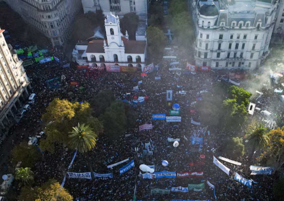 Histórica movilización: el pueblo universitario exigió el cumplimineto de la Ley de Financiamiento