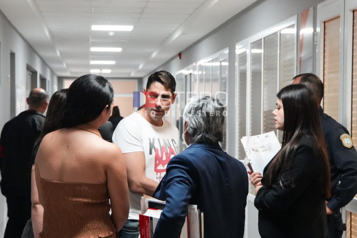 La defensa de la abogada Arce asegura fue engañada por la madre y la novia de Corti, Micaela Basset