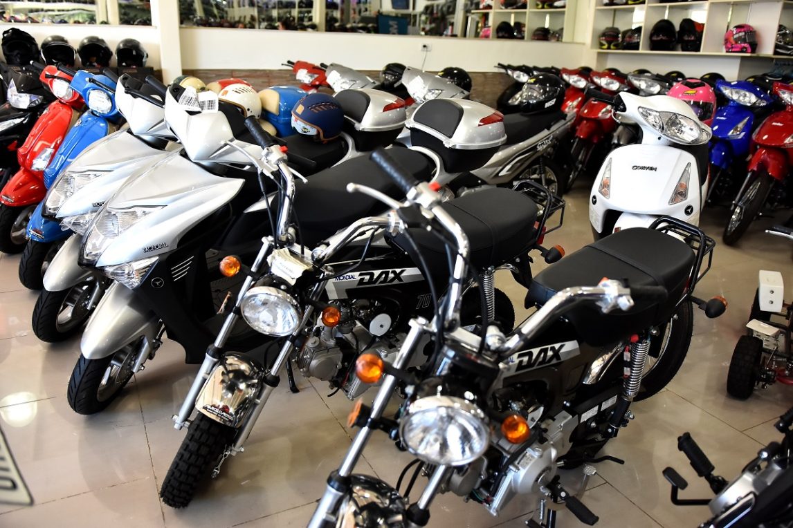 Se hizo pasar por el CEO de YPF, compró una moto de $31 millones y terminó condenado