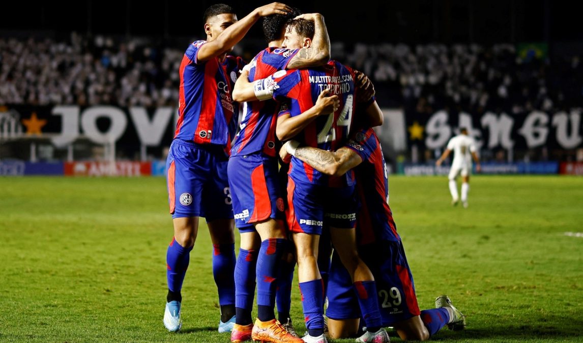 San Lorenzo empató con Santos y quedó líder en la Sudamericana