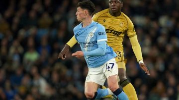 Manchester City goleó al Crystal Palace y le mete presión al Arsenal en la Premier League