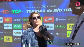 Pamela David disfruta del TC en Termas y destacó el impacto turístico del Autódromo y el Museo del Automóvil