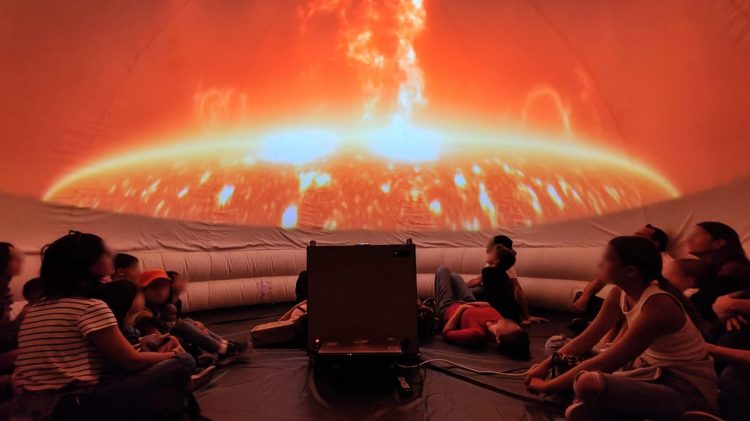 El planetario móvil Gemini llega a La Banda con una propuesta educativa e inmersiva para los chicos
