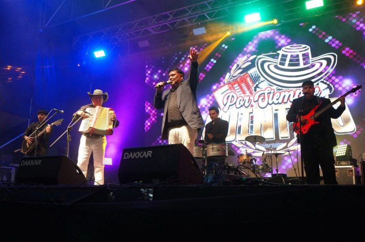 Por Siempre Quinteto estrena “Espérate (No te vayas ahora)” con un videoclip filmado en el Jardín Botánico