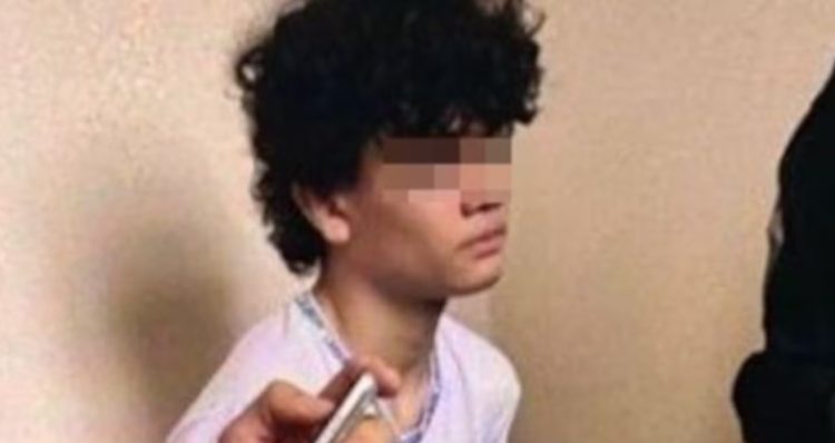 Un alumno de 13 años abrió fuego en una escuela y mató a dos empleadas delante de sus compañeros