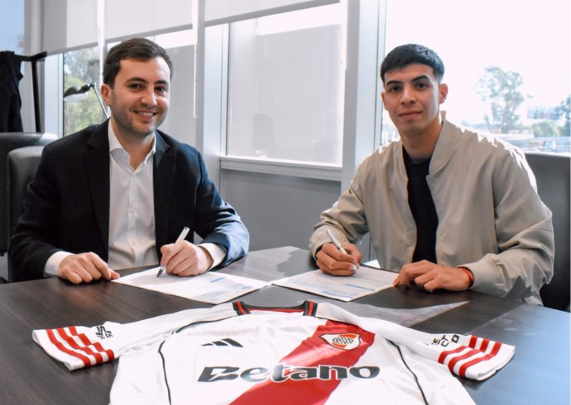 River anunció la renovación de Tomás Galván