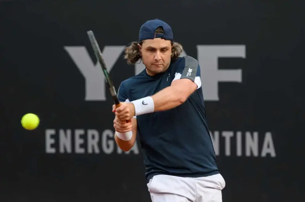 Trungelliti dio el golpe en Roland Garros y va por Khachanov en segunda ronda