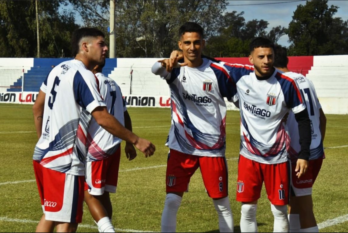 Unión Santiago festejó ante Comercio y sigue prendido arriba