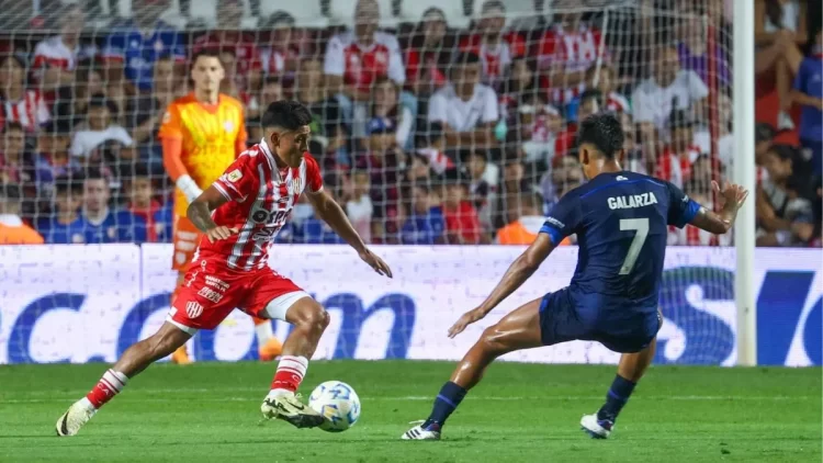 Unión recibe a Talleres con el objetivo de meterse en los playoffs