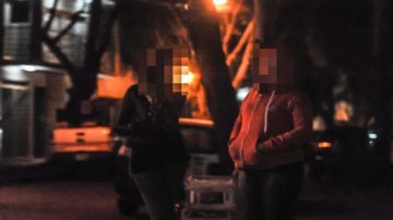 Trabajadoras sexuales aseguran que sufren ataques desde vehículos en varios puntos de la ciudad