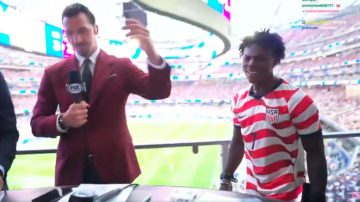 Speed irrumpió en una transmisión del Mundial, discutió con Ibrahimović  y fue echado en vivo