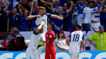 Canadá igualó ante Bosnia en su estreno mundialista