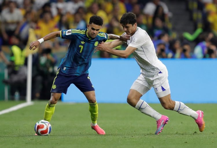 Colombia debutó con una victoria ante Uzbekistán y es líder del Grupo K