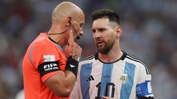 Argentina ya conoce al árbitro para enfrentar a Argelia
