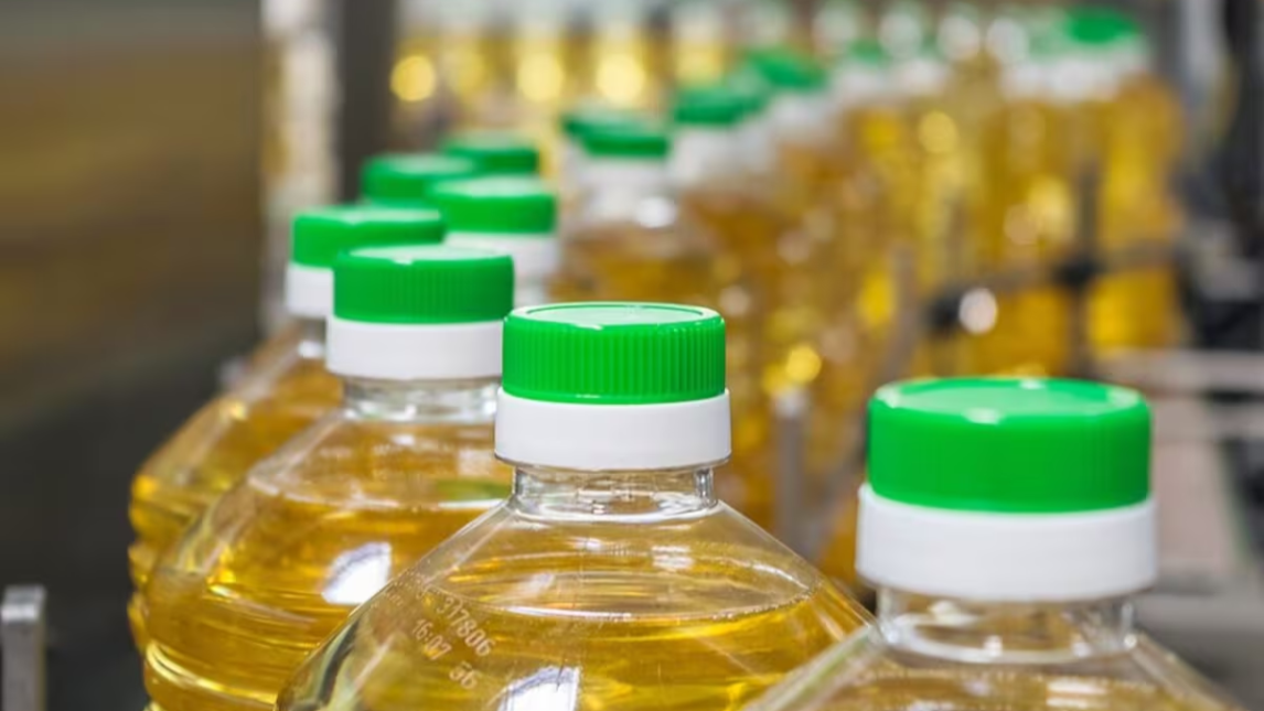 ANMAT anunció el retiro urgente del mercado de una conocida marca de aceite por falsificación: cuál es el lote afectado