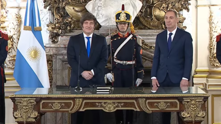 Javier Milei confirmó oficialmente que Diego Santilli es el nuevo Jefe de Gabinete