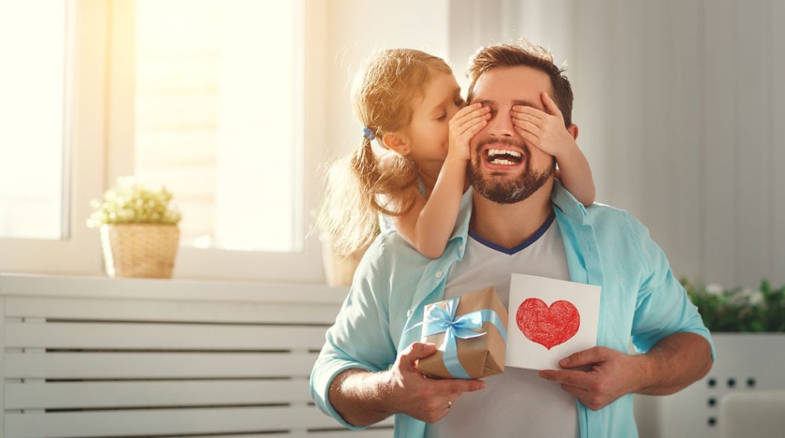 Frases por el Día del Padre 2026: estas son las dedicatorias más bonitas para enviar por WhatsApp