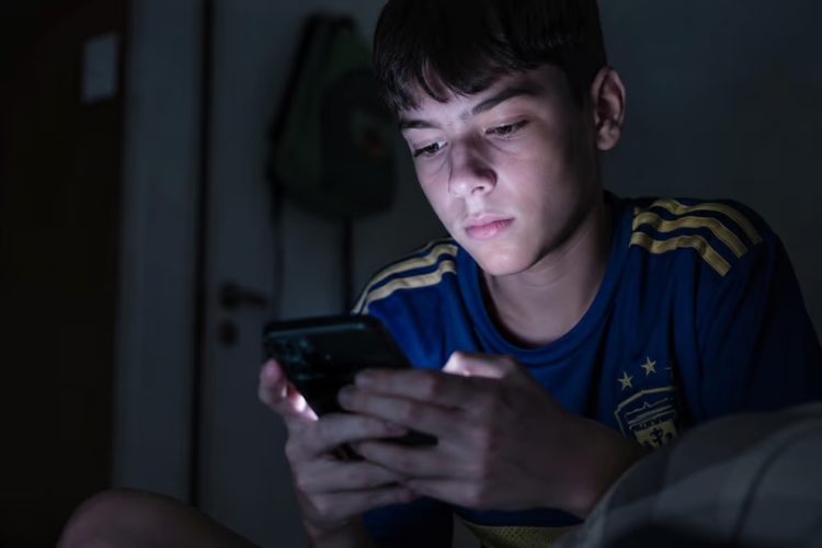 Advierten sobre el aumento de apuestas online de adolescentes durante la Copa del Mundo