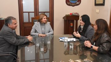 La intendente Fuentes se reunió con emprendedoras de “Amor de Mate” que participarán de un concurso nacional