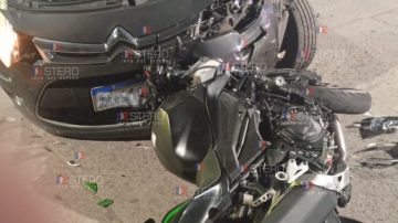 Impactante choque en La Banda: un motociclista sufrió serios golpes y debió ser hospitalizado