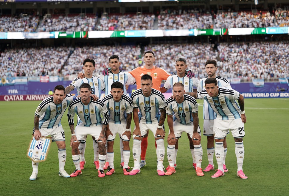 Argentina va por la cima: qué necesita para clasificar como líder del Grupo J