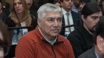 Lázaro Báez fue internado de urgencia por un cuadro severo de pulmonía