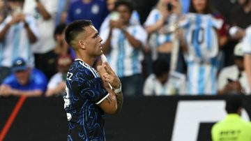 Video : La violenta patada a Senesi y el penal que Lautaro cambió por gol