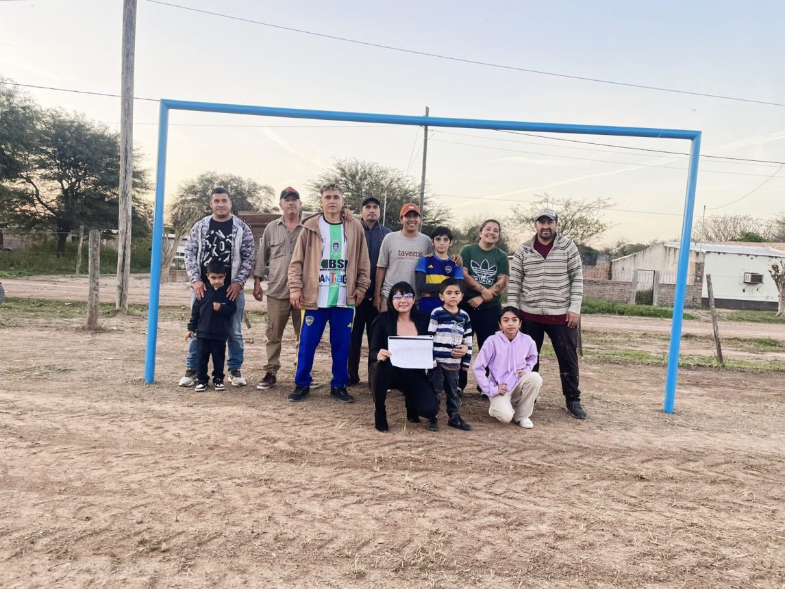 Vecinos del Barrio Matadero recuperan su cancha y convierten un sueño en realidad