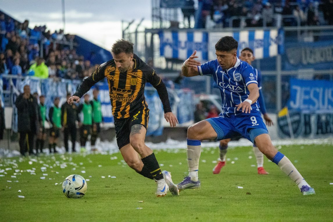 Mitre se quedó con las manos vacías tras perder sobre la hora con Godoy Cruz