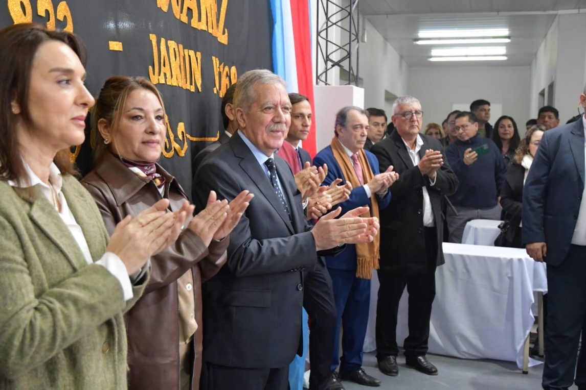 Más infraestructura para Río Hondo: inauguraron obras escolares y entregaron viviendas