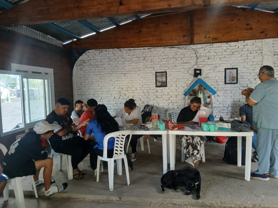 Se realizó una jornada de promoción de la salud en el Hogar de Cristo “Madre del Puente Carretero”