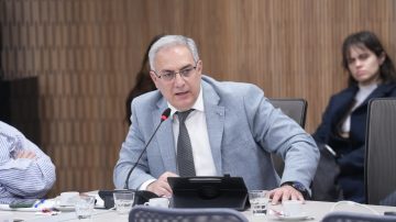 ​Barbur: “No estamos hablando solo de rutas inconclusas, sino de oportunidades perdidas y postergación para miles de santiagueños”
