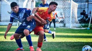 Vélez no afloja: goleó a Instituto y alcanzó la cima de la Zona Banda