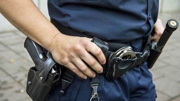 Atraparon a uno de los dos delincuentes que robaron armas y equipos de comunicación de una comisaría